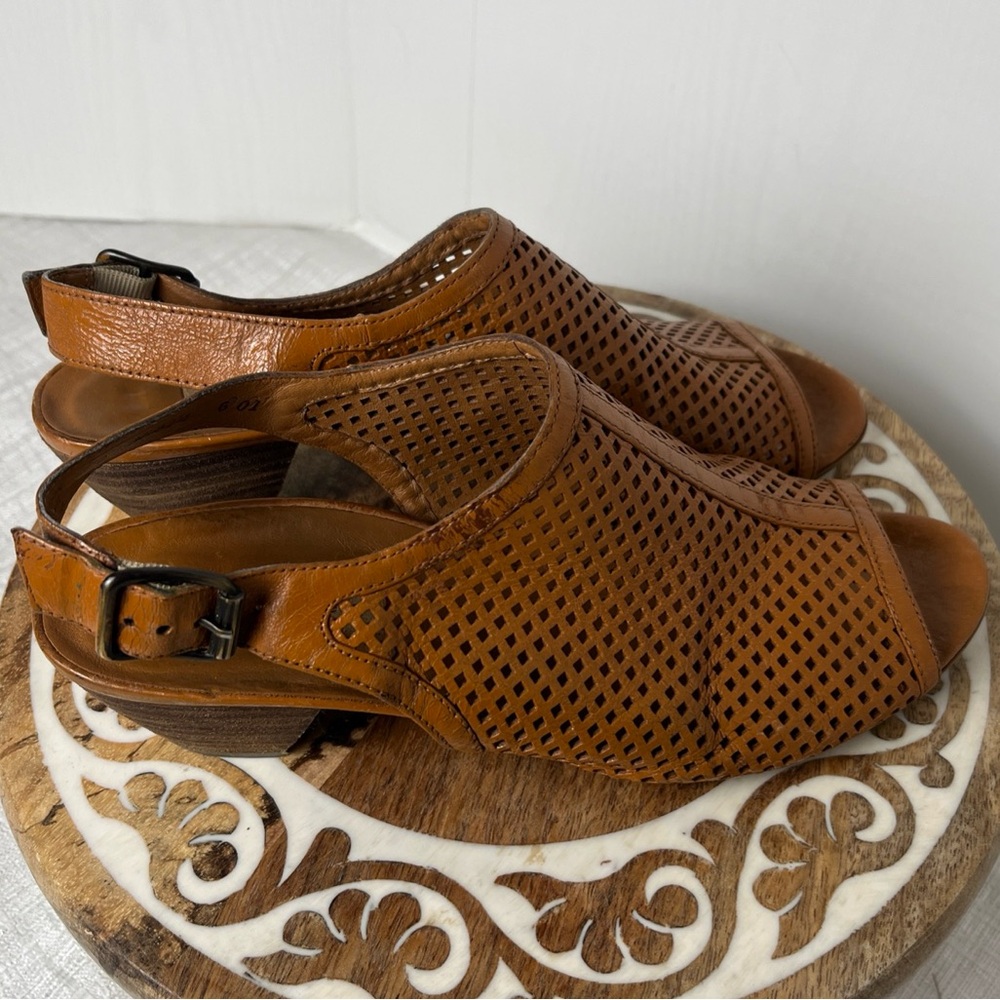 Paul Green Lois Slingback Perforated Leather Sandal Cognac Open Toe 6 UK 8.5 US - Picture 12 of 15